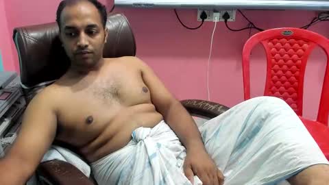 rwb17 online show from September 12, 2025, 5:29 am