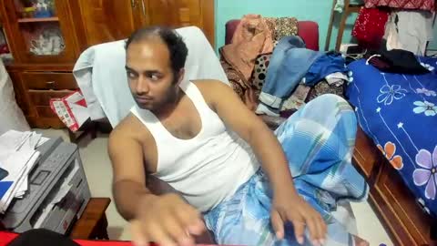 Snapshot of rwb17 chatting on April 17, 2026, 10:51 am rwb17 online show from April 17, 2026, 10:51 am