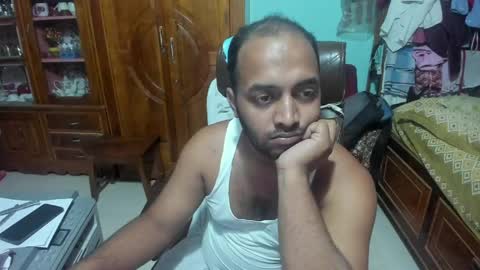 Snapshot of rwb17 chatting on May 10, 2026, 2:00 pm rwb17 online show from May 10, 2026, 2:00 pm