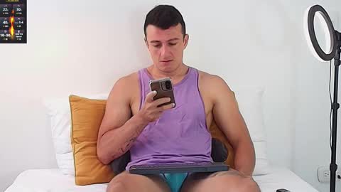 Sr Coast online show from November 9, 2025, 1:09 pm