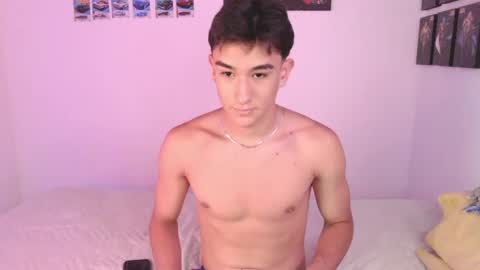 Snapshot of ryan_valentine17 chatting on April 10, 2026, 10:03 pm ryan online show from April 10, 2026, 10:03 pm