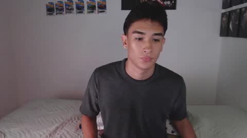 Snapshot of ryan_valentine17 chatting on April 15, 2026, 7:15 am ryan online show from April 15, 2026, 7:15 am