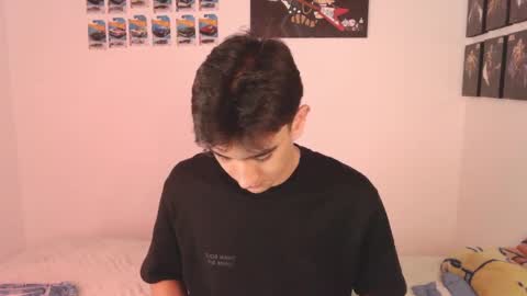 Snapshot of ryan_valentine17 chatting on April 17, 2026, 8:34 pm ryan online show from April 17, 2026, 8:34 pm