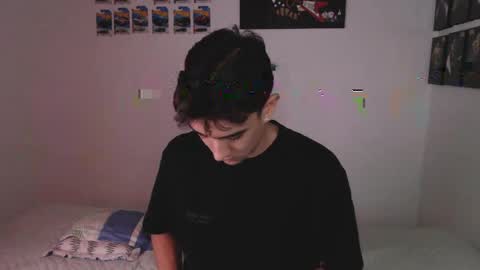 Snapshot of ryan_valentine17 chatting on April 28, 2026, 10:04 pm ryan online show from April 28, 2026, 10:04 pm