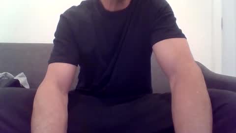 ryand066 online show from April 1, 2026, 6:27 pm