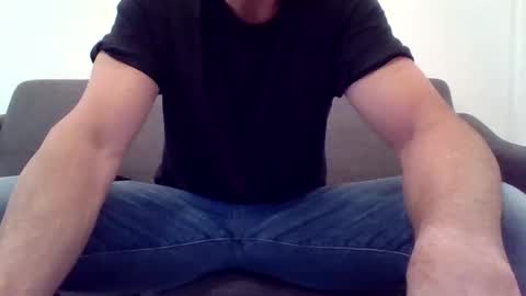 ryand066 online show from April 15, 2026, 10:21 pm