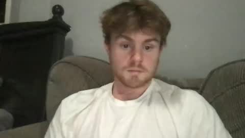 ryanhung_57 online show from December 3, 2025, 4:20 am