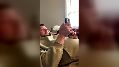 Snapshot of ryanmhoyt88 chatting on April 4, 2026, 7:11 pm ryanmhoyt88 online show from April 4, 2026, 7:11 pm