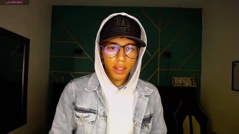 RyanPricee online show from December 18, 2024, 2:53 am