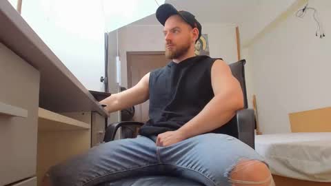 Ryanstone  online show from March 9, 2026, 6:06 am