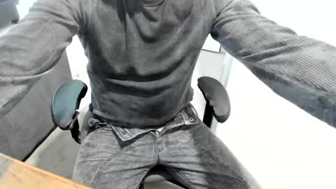 Snapshot of ryatlas chatting on December 29, 2024, 3:33 am ryatlas online show from December 29, 2024, 3:33 am