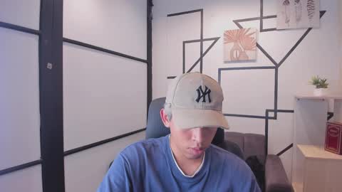 ryderstone_ online show from October 23, 2025, 4:56 am