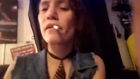 ryliemackenzie93 online show from May 4, 2026, 10:11 am