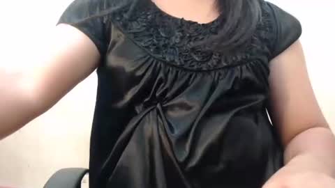 rylle_asian online show from January 7, 2026, 1:41 am