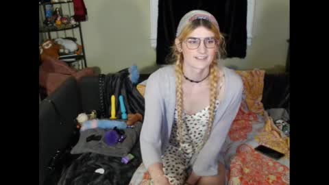 Ryn Michele online show from December 23, 2024, 10:01 pm