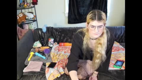 Ryn Michele online show from December 24, 2024, 7:00 pm