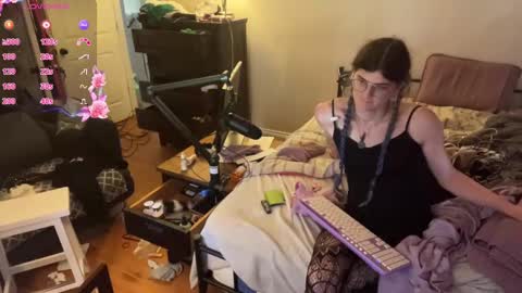 Ryn Michele online show from September 13, 2025, 1:00 pm