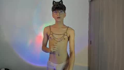 Snapshot of ryo_bleu chatting on January 15, 2026, 3:44 am RYO BLEU online show from January 15, 2026, 3:44 am