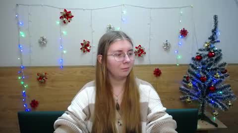 RysaKosaYlya online show from January 14, 2025, 12:03 pm