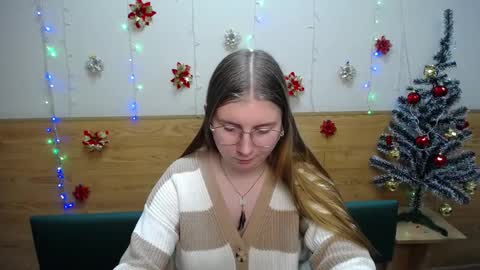 RysaKosaYlya online show from January 16, 2025, 3:35 pm