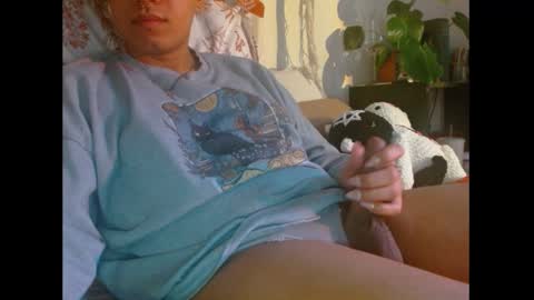 Emryss online show from December 14, 2024, 9:13 pm