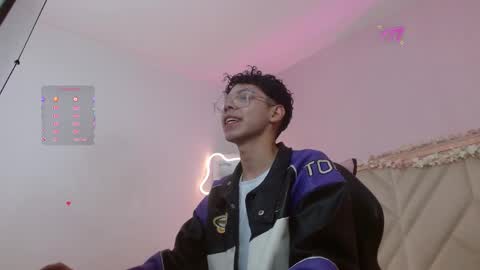 Snapshot of ryu_tay chatting on April 7, 2026, 5:08 am ryu_tay online show from April 7, 2026, 5:08 am