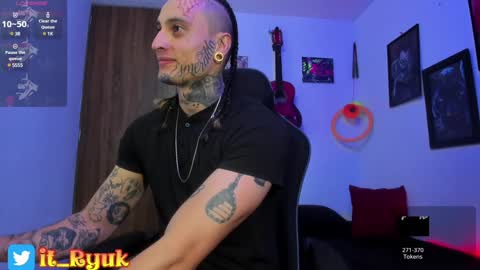 leopmonk help me reach 100 thumbs up online show from February 8, 2025, 12:17 pm