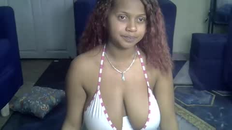 Snapshot of rywanna chatting on May 8, 2026, 7:14 am rywanna online show from May 8, 2026, 7:14 am