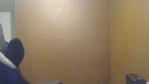 rzywysn117 online show from April 4, 2026, 6:22 am