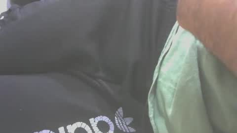 Cloney online show from December 4, 2025, 2:48 pm