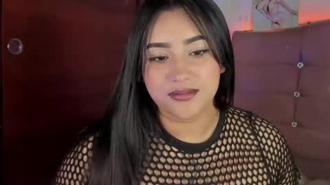 Snapshot of s_demoni1 chatting on February 20, 2025, 3:23 am S H A R O N model independient online show from February 20, 2025, 3:23 am
