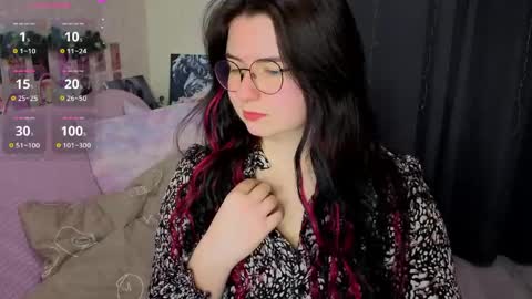 Kate online show from April 13, 2026, 12:49 am