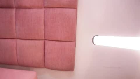 Samantha online show from October 7, 2025, 3:04 am