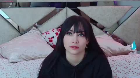 Snapshot of saabrina__ chatting on July 16, 2026, 3:29 pm Bri online show from July 16, 2026, 3:29 pm