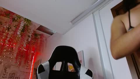 1 online show from January 10, 2026, 12:07 pm