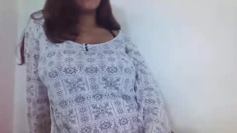 Jeane online show from February 22, 2025, 2:41 pm