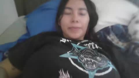 Jeane online show from October 18, 2025, 7:25 pm