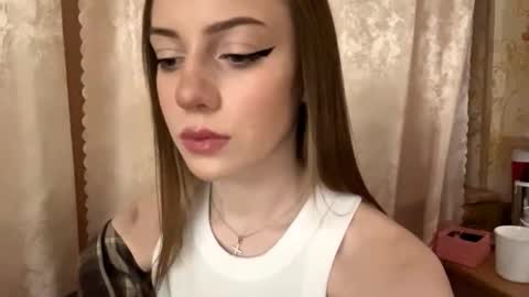 Snapshot of sabinakeeser chatting on November 30, 2025, 7:51 pm Mika online show from November 30, 2025, 7:51 pm