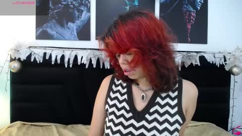 Snapshot of sabinamerchetti_ chatting on December 8, 2024, 7:11 pm Sabina Merchetti online show from December 8, 2024, 7:11 pm