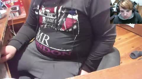 1141323  my Lord Mister Max   moms treasure online show from October 17, 2025, 8:33 pm