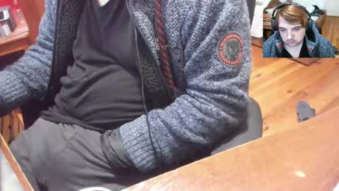 1141323  my Lord Mister Max   moms treasure online show from October 21, 2025, 8:20 pm