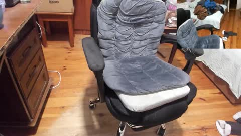 Snapshot of saboda chatting on February 27, 2026, 6:41 pm 1141323 my Lord Mister Max moms treasure online show from February 27, 2026, 6:41 pm