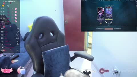 Snapshot of sabrina_chester_02 chatting on December 11, 2024, 6:58 am Angie online show from December 11, 2024, 6:58 am