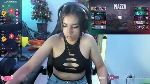 Snapshot of sabrina_chester_02 chatting on December 18, 2024, 2:32 am Angie online show from December 18, 2024, 2:32 am