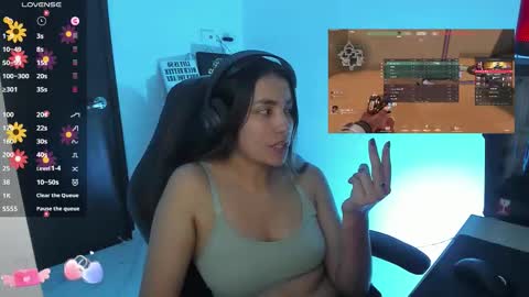 Snapshot of sabrina_chester_02 chatting on October 21, 2025, 10:54 pm Angie online show from October 21, 2025, 10:54 pm