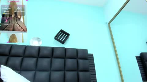 sabrina online show from February 6, 2025, 2:37 pm