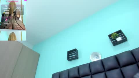 sabrina online show from February 18, 2025, 5:42 pm