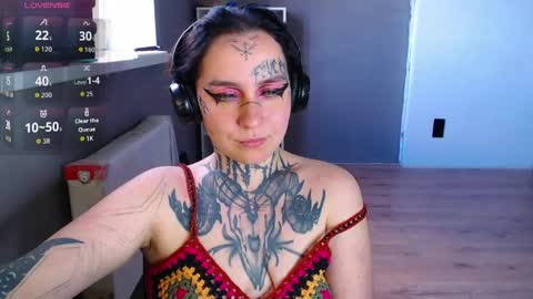 Snapshot of sabrina_raiders_666 chatting on April 25, 2026, 1:41 pm Lilith Solar online show from April 25, 2026, 1:41 pm