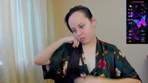 sabrina_tin online show from November 6, 2025, 11:33 am