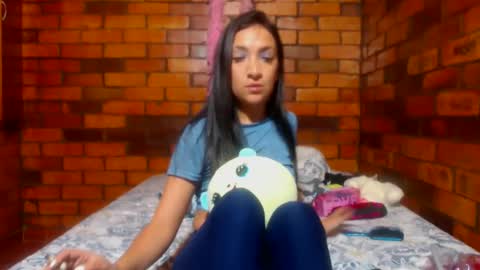 Sabrina online show from March 7, 2025, 10:13 am